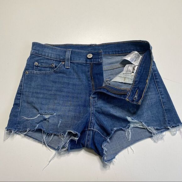 Levi’s Distressed Raw Hem Denim Shorts Boho Bohemian Festival Sz 25 - Picture 4 of 13
